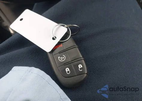 2022 Jeep Renegade Trailhawk 4X4 z USA, uszkodzony, nr VIN ZACNJDC19NPN46986